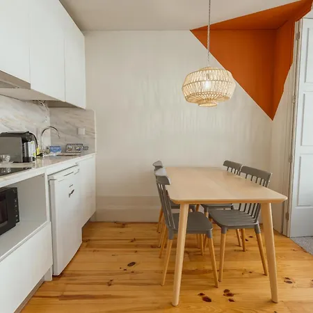 Four Flowers By Hosty Apartamento Oporto