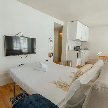 Apartment Four Flowers By Hosty