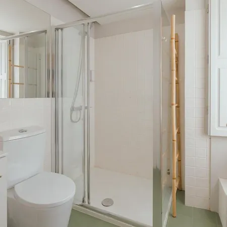 Four Flowers By Hosty Apartment Porto