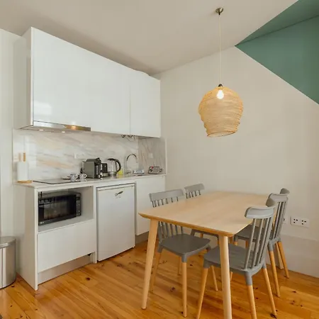 Apartment Four Flowers By Hosty Porto