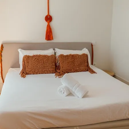 Apartment Four Flowers By Hosty *